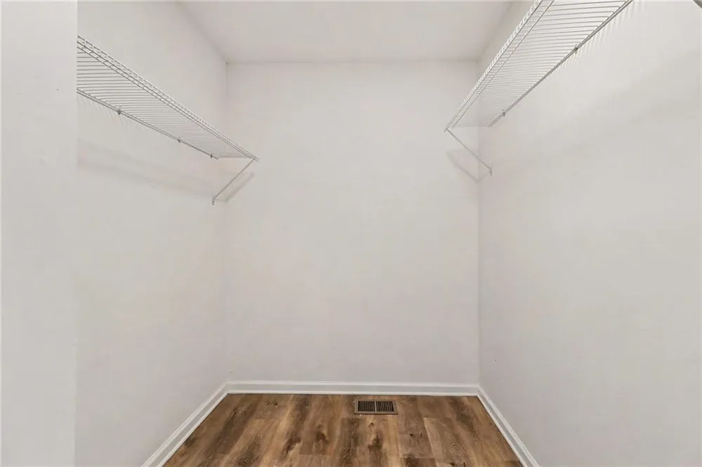 951 Reed Avenue East Point, GA 30344