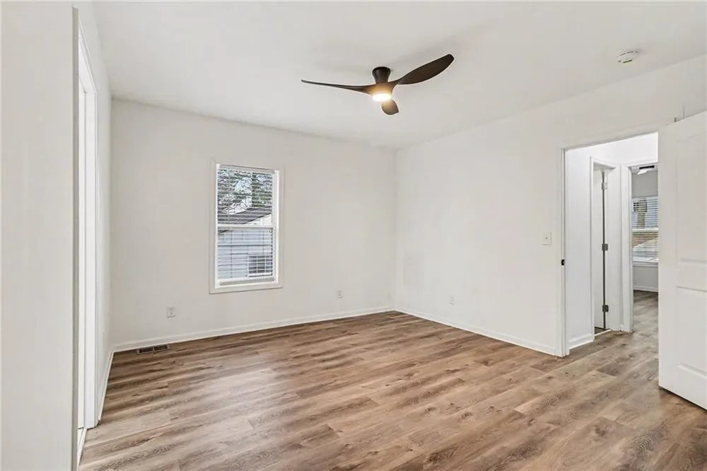 951 Reed Avenue East Point, GA 30344