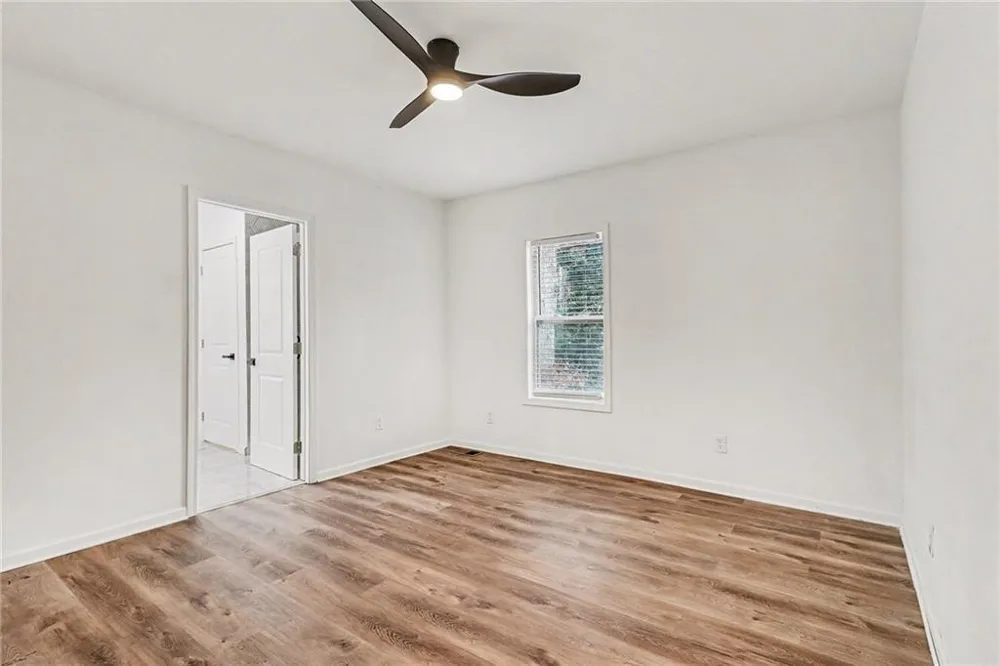 951 Reed Avenue East Point, GA 30344