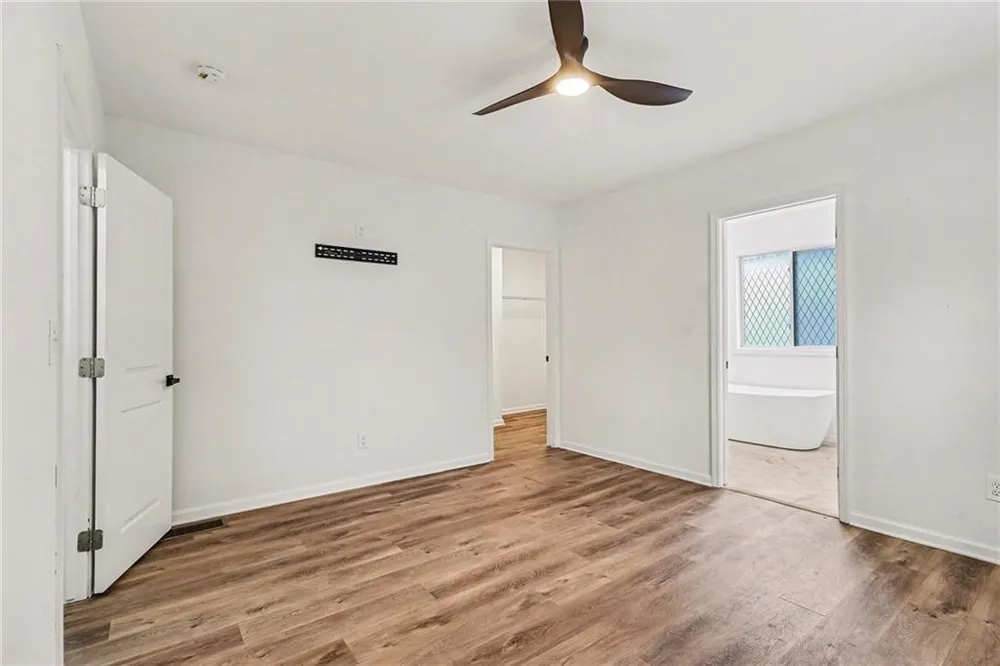 951 Reed Avenue East Point, GA 30344