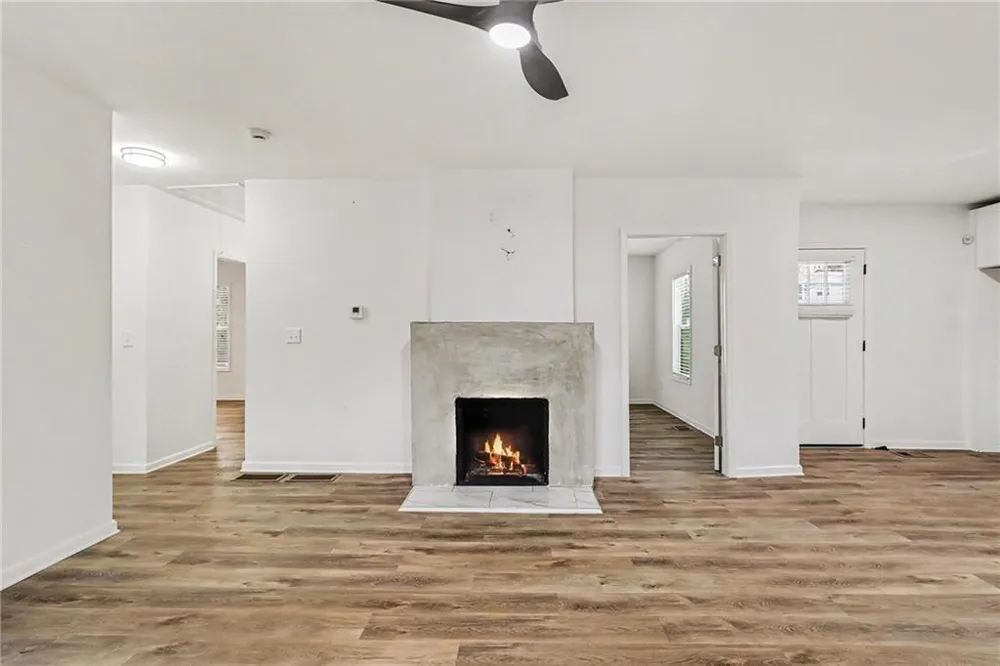951 Reed Avenue East Point, GA 30344