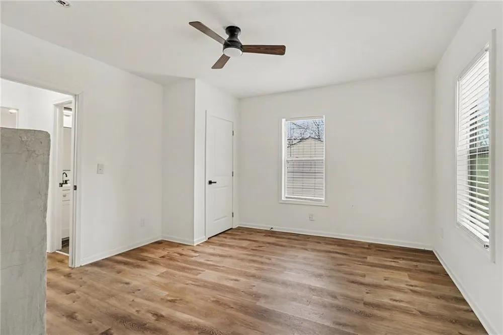 951 Reed Avenue East Point, GA 30344