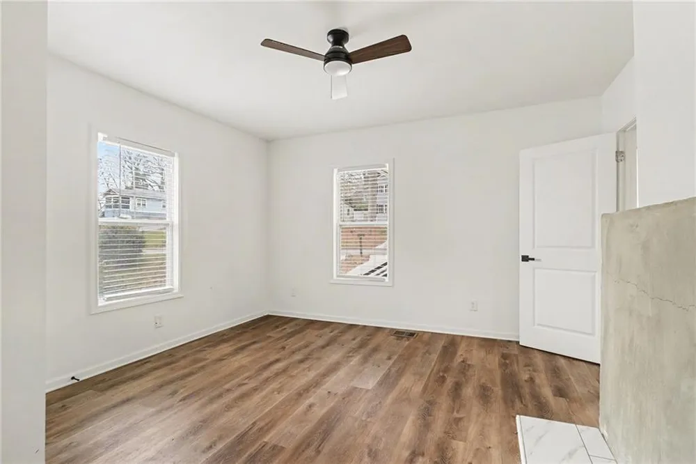 951 Reed Avenue East Point, GA 30344