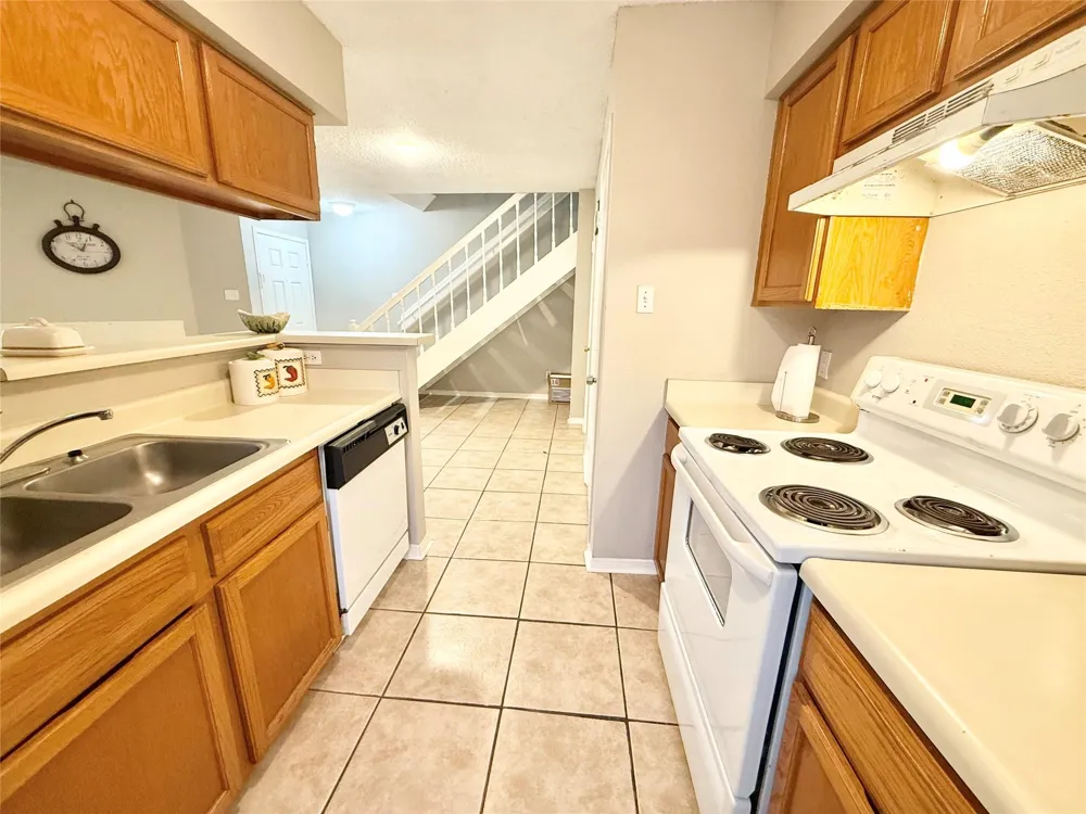 3600 Jeanetta Street #2401 Houston, TX 77063