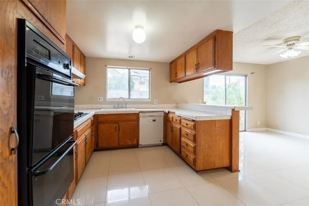 11617 Carnation Fountain Valley, CA 92708