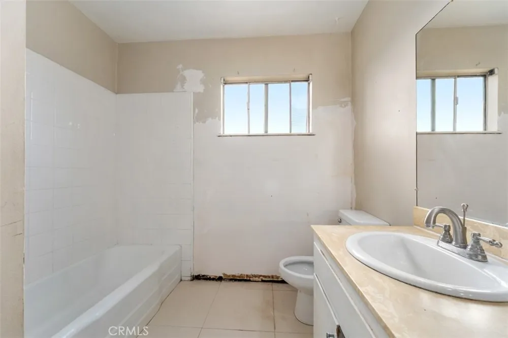 11617 Carnation Fountain Valley, CA 92708