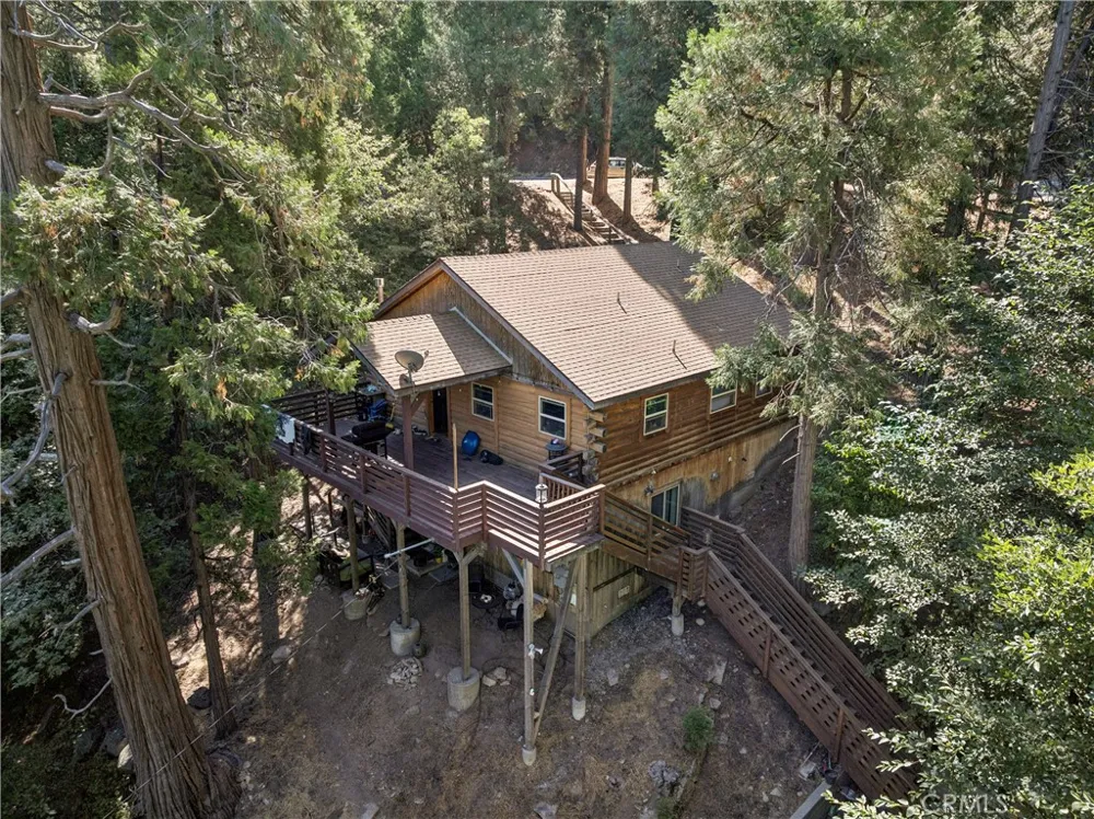 24839 Felsen Drive Crestline, CA 92325