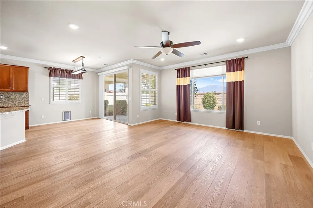 1382 Via Rivas Hemet, CA 92545