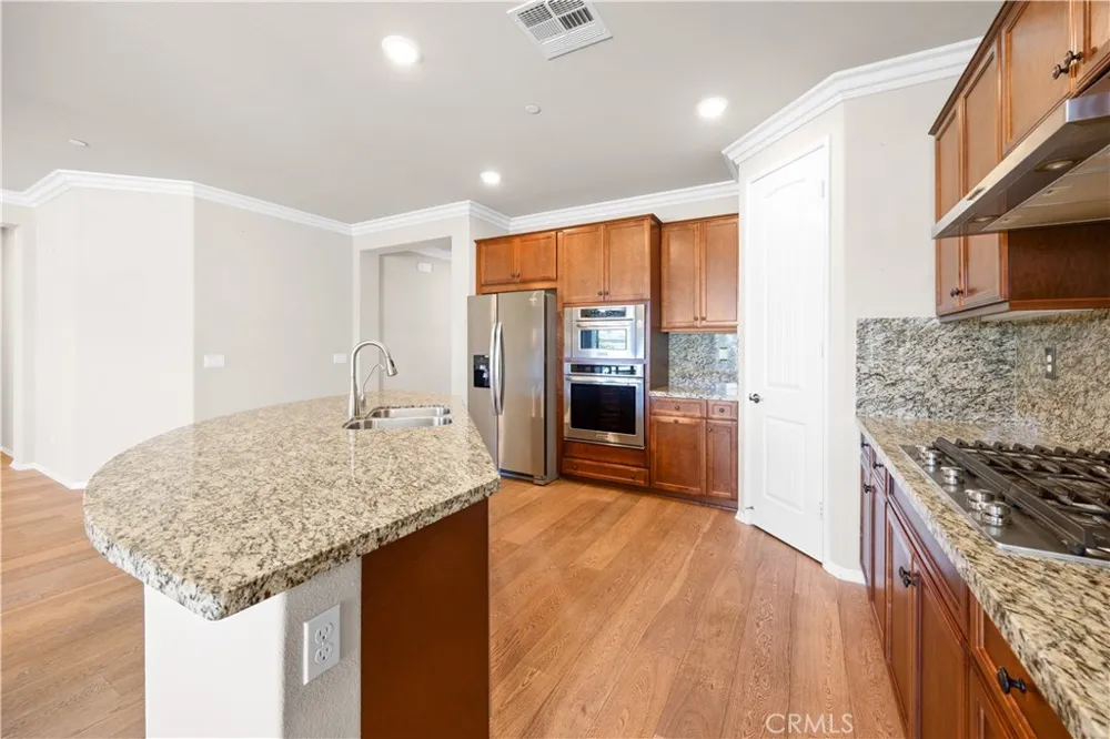 1382 Via Rivas Hemet, CA 92545
