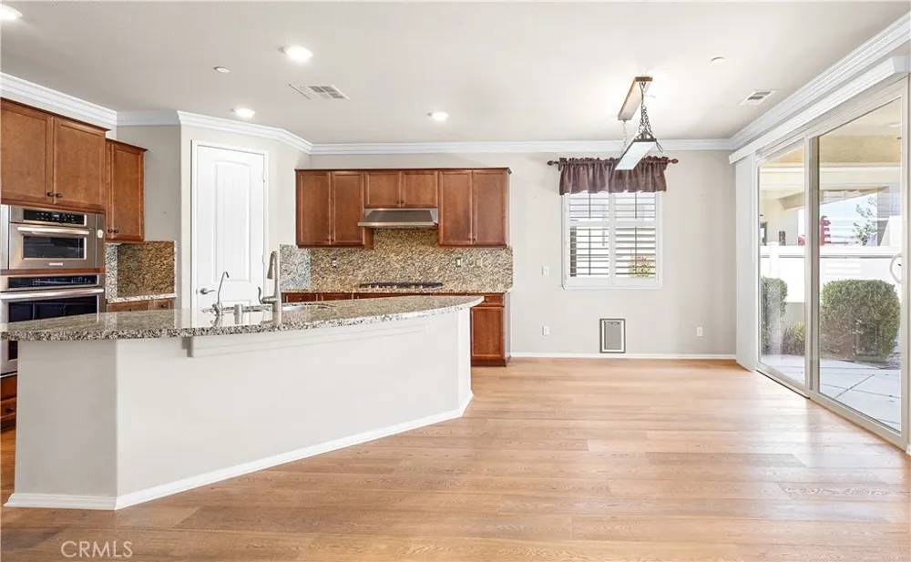 1382 Via Rivas Hemet, CA 92545
