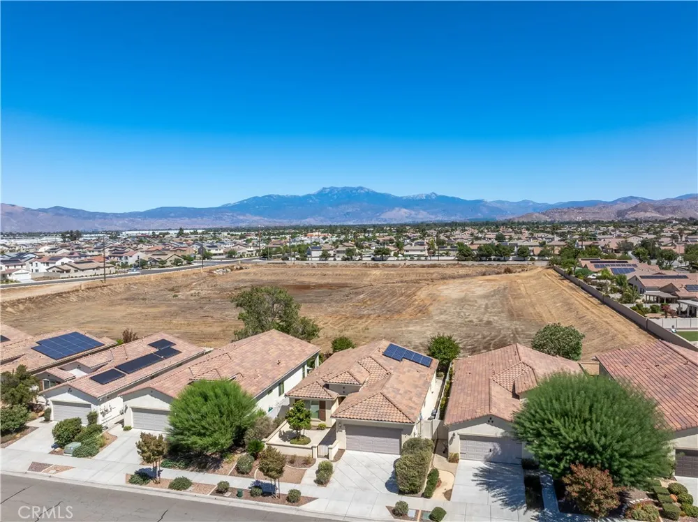 1382 Via Rivas Hemet, CA 92545