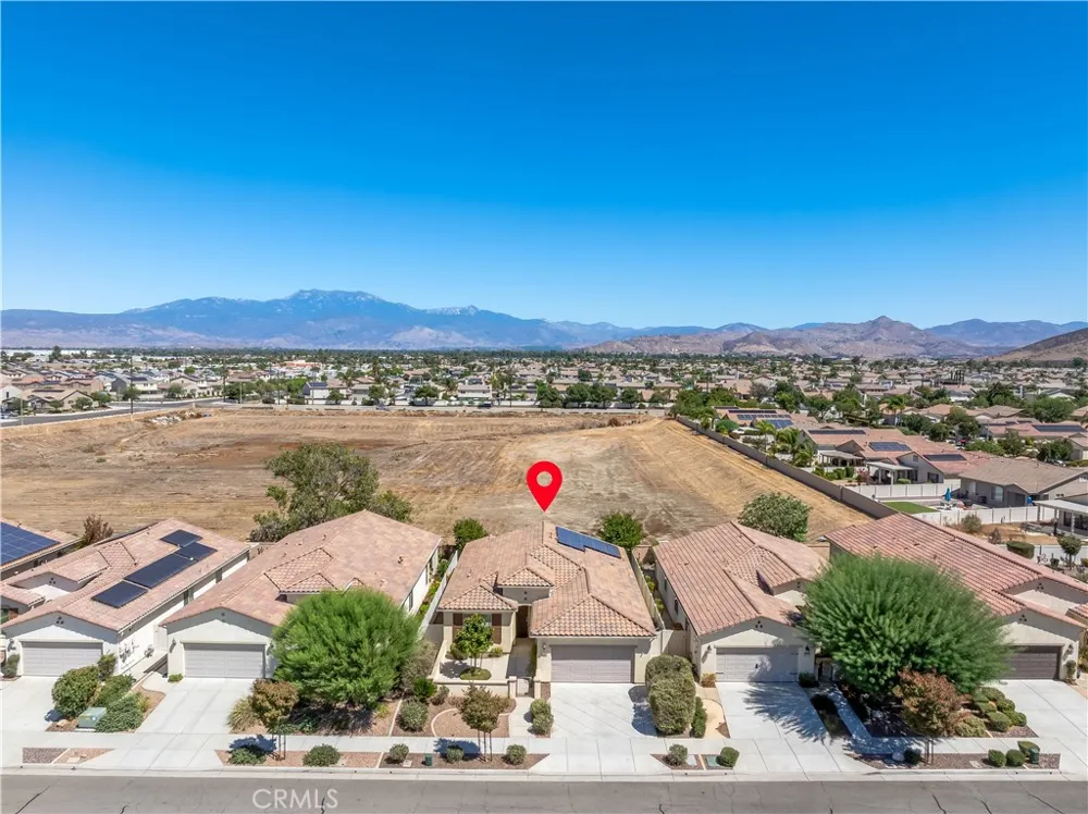 1382 Via Rivas Hemet, CA 92545