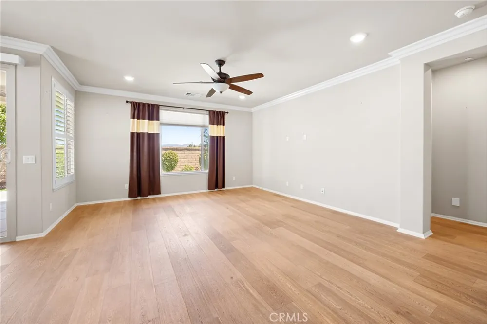 1382 Via Rivas Hemet, CA 92545