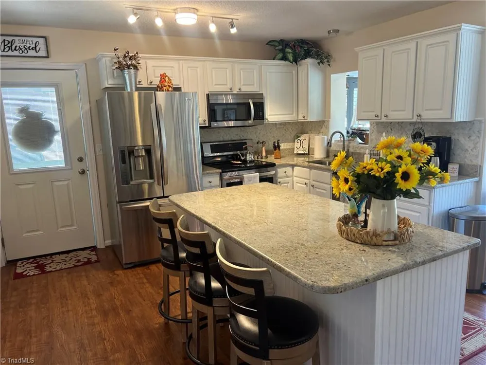 1102 Riverview Road Lexington, NC 27292