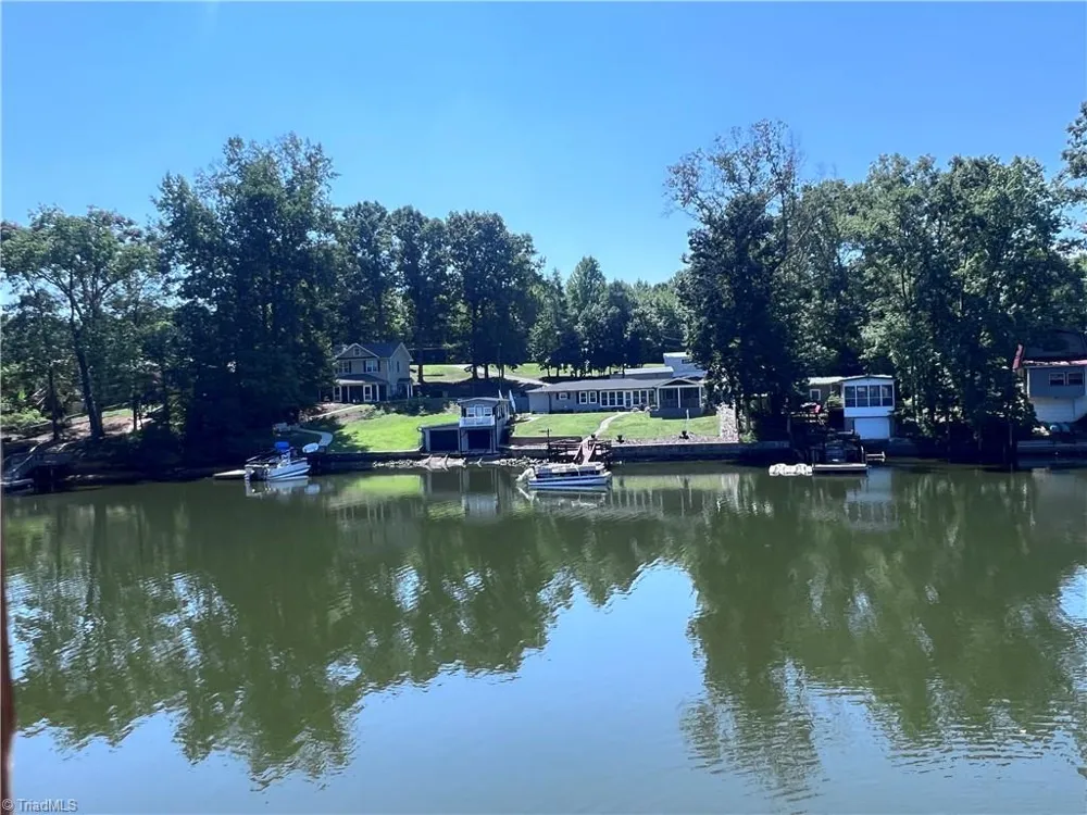 1102 Riverview Road Lexington, NC 27292