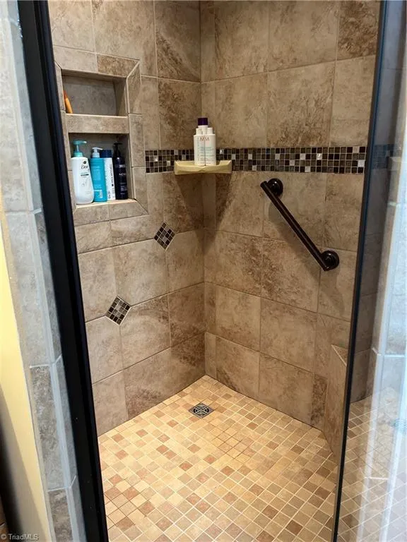 1102 Riverview Road Lexington, NC 27292