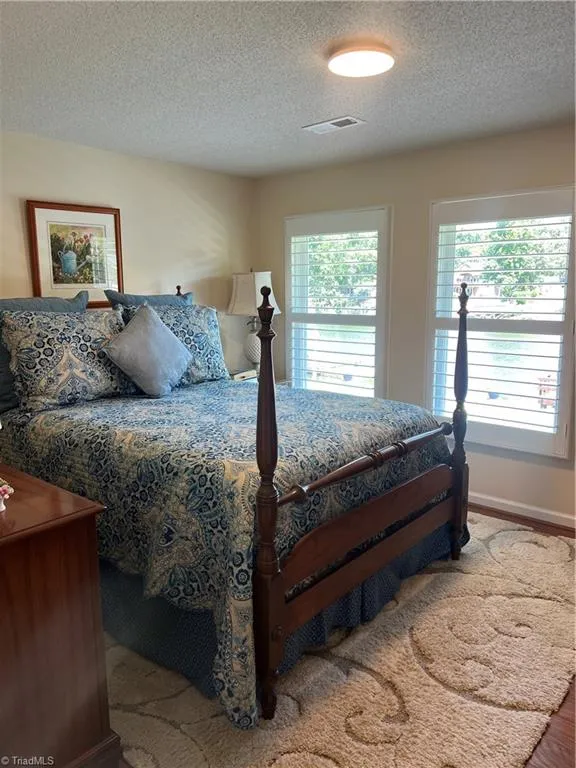 1102 Riverview Road Lexington, NC 27292