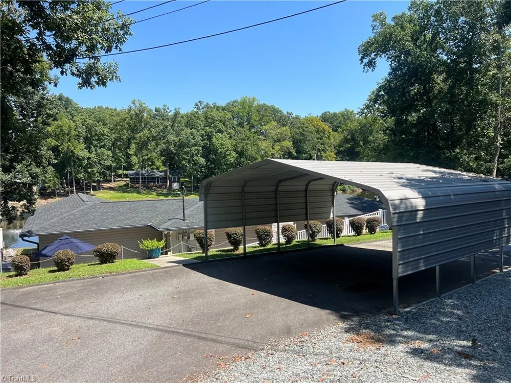1102 Riverview Road Lexington, NC 27292