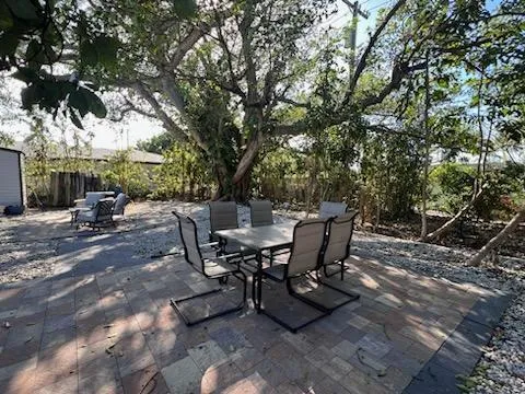 1211 NE 15TH AVENUE #2 Fort Lauderdale, FL 33304