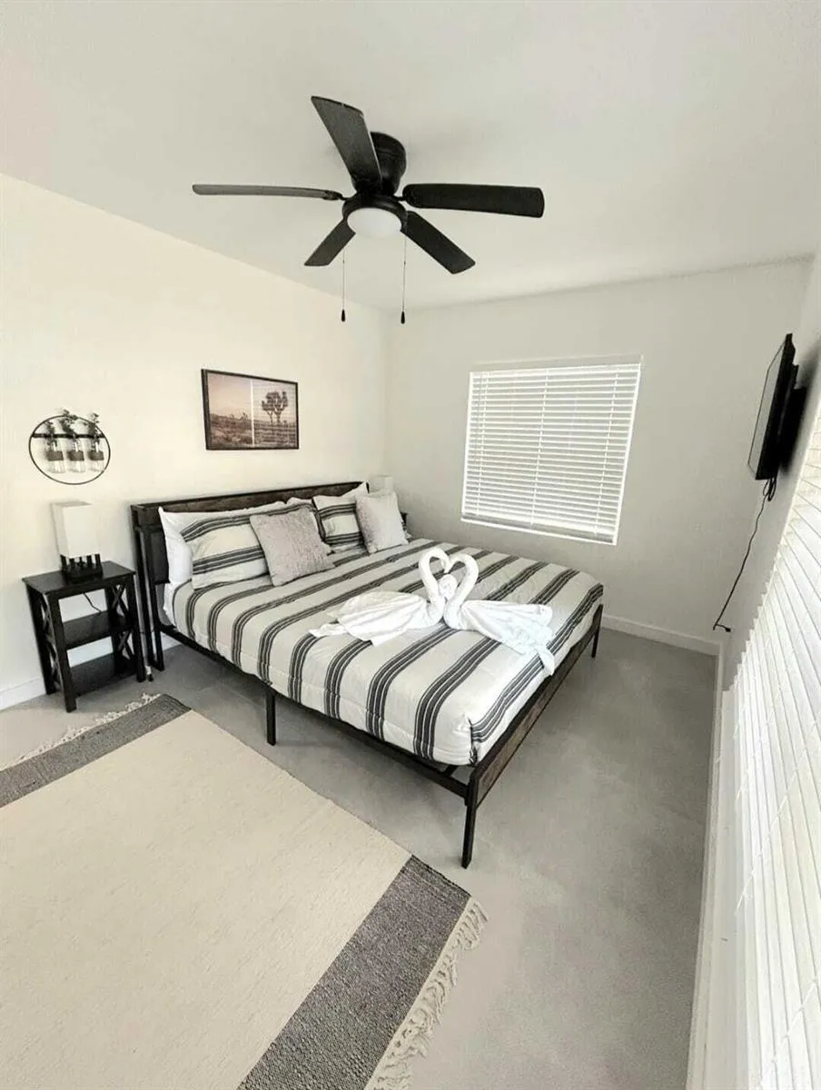 1211 NE 15TH AVENUE #2 Fort Lauderdale, FL 33304
