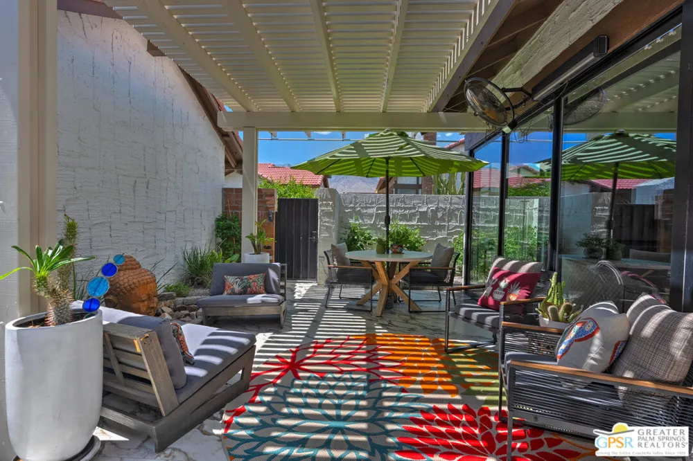 2487 S Gene Autry Trail Palm Springs, CA 92264