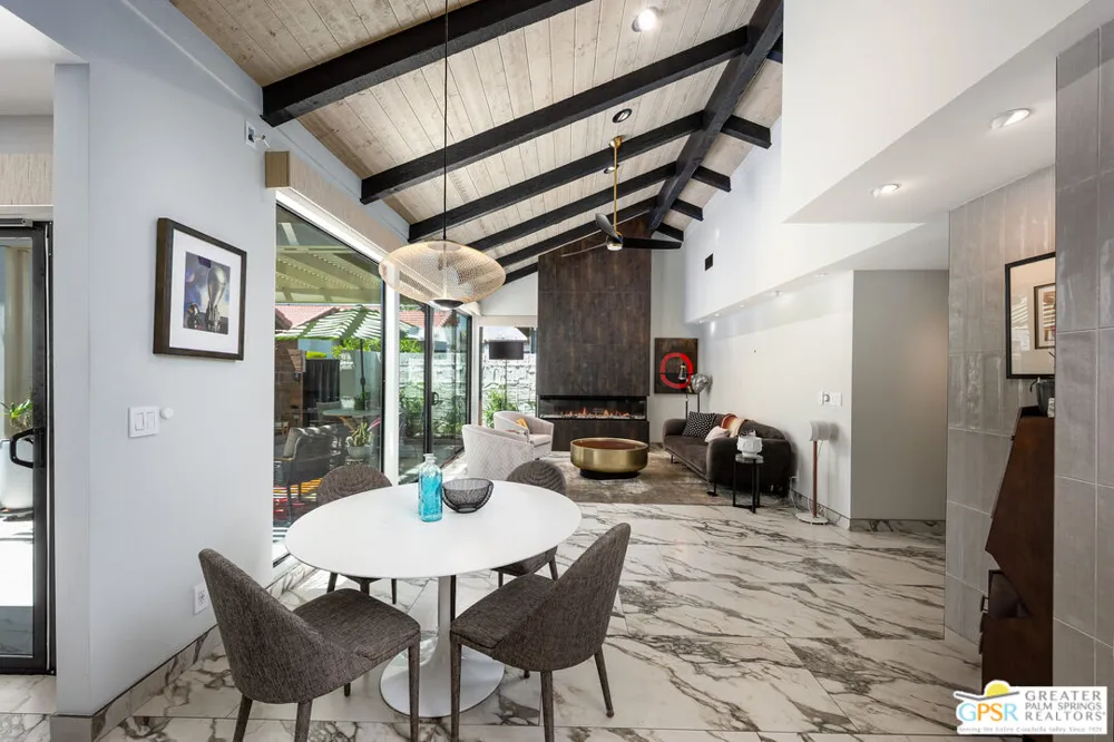 2487 S Gene Autry Trail Palm Springs, CA 92264
