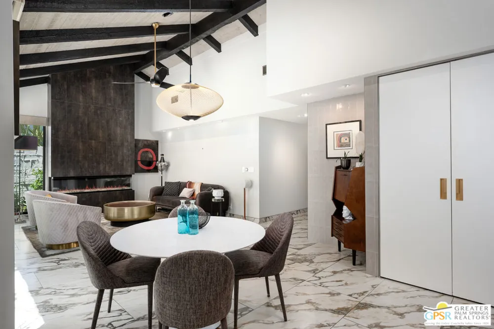 2487 S Gene Autry Trail Palm Springs, CA 92264