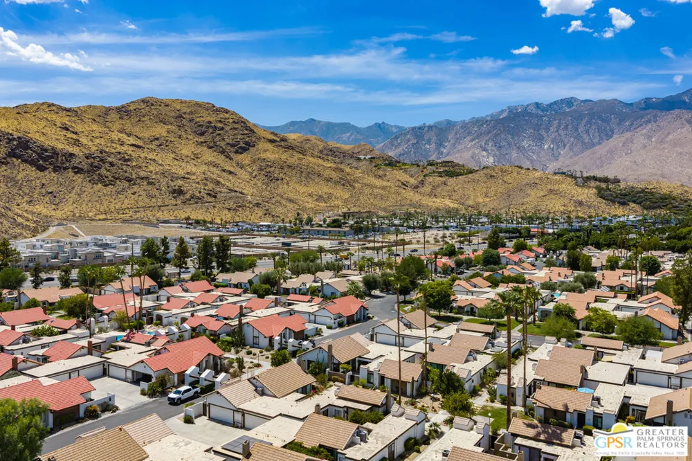 2487 S Gene Autry Trail Palm Springs, CA 92264