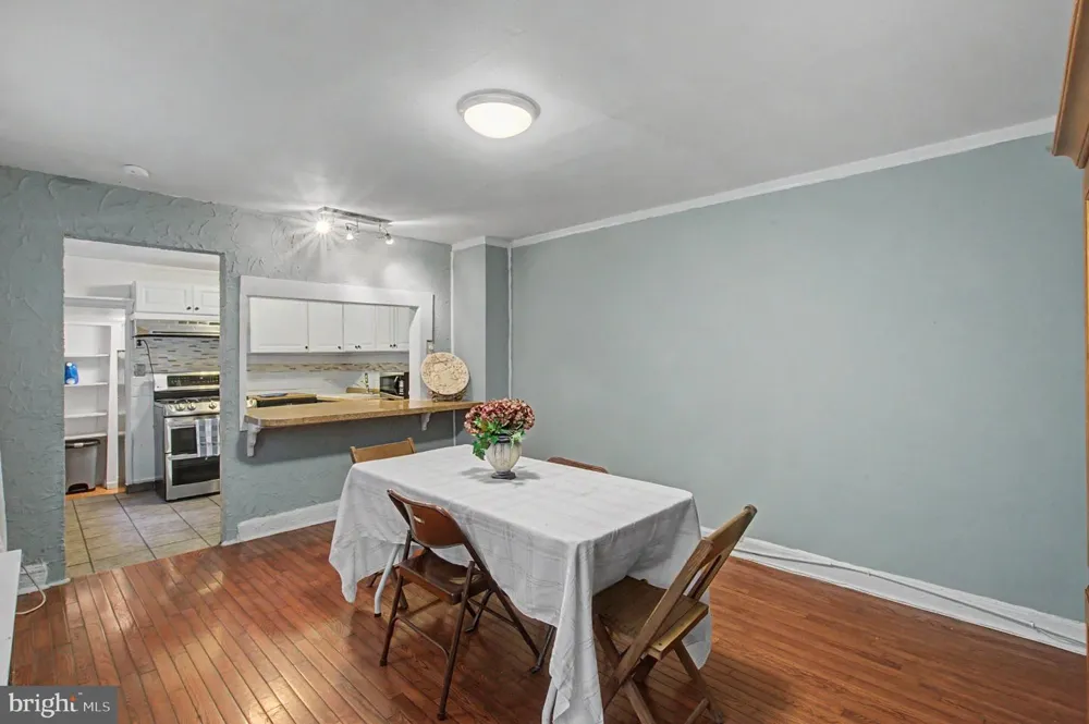 7830 OLD YORK ROAD Elkins Park, PA 19027