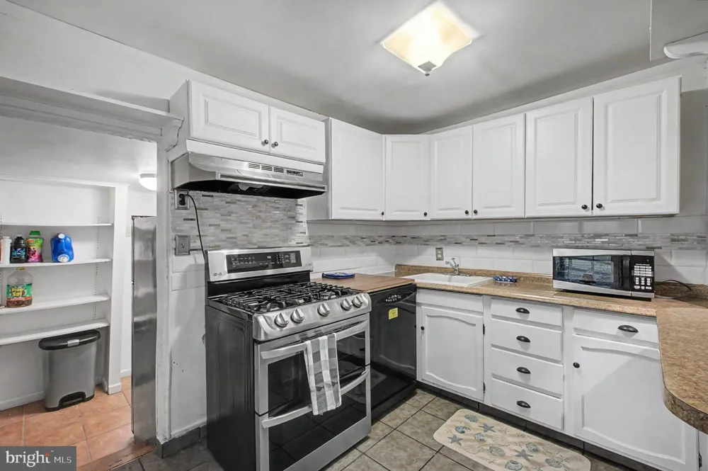 7830 OLD YORK ROAD Elkins Park, PA 19027