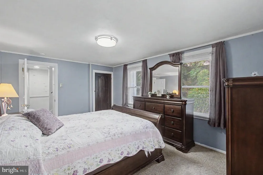 7830 OLD YORK ROAD Elkins Park, PA 19027