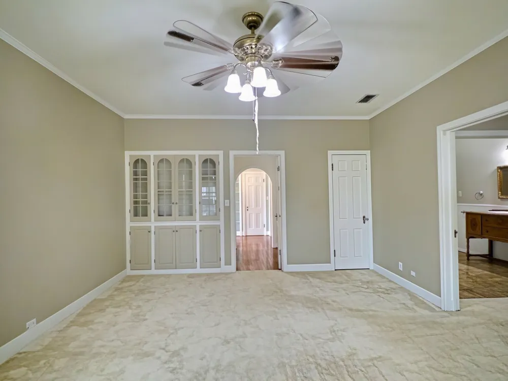 941 S Texas Street De Leon, TX 76444