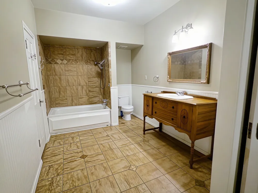941 S Texas Street De Leon, TX 76444