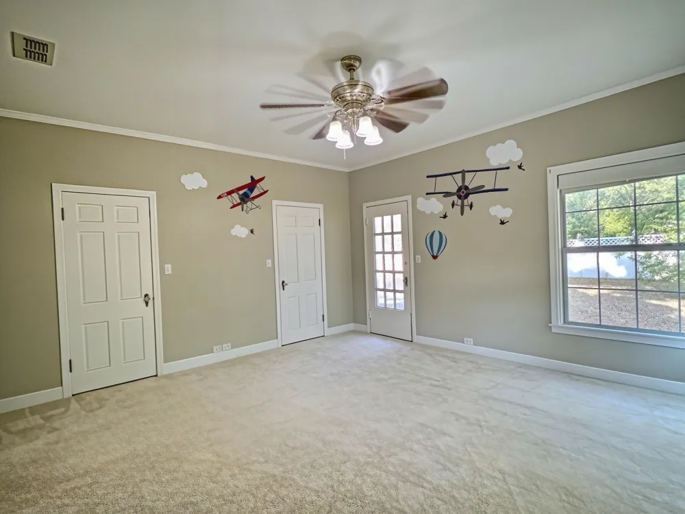 941 S Texas Street De Leon, TX 76444