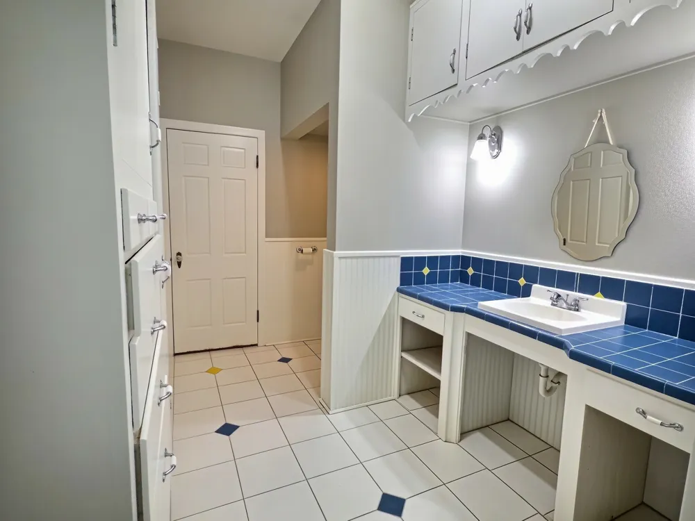 941 S Texas Street De Leon, TX 76444