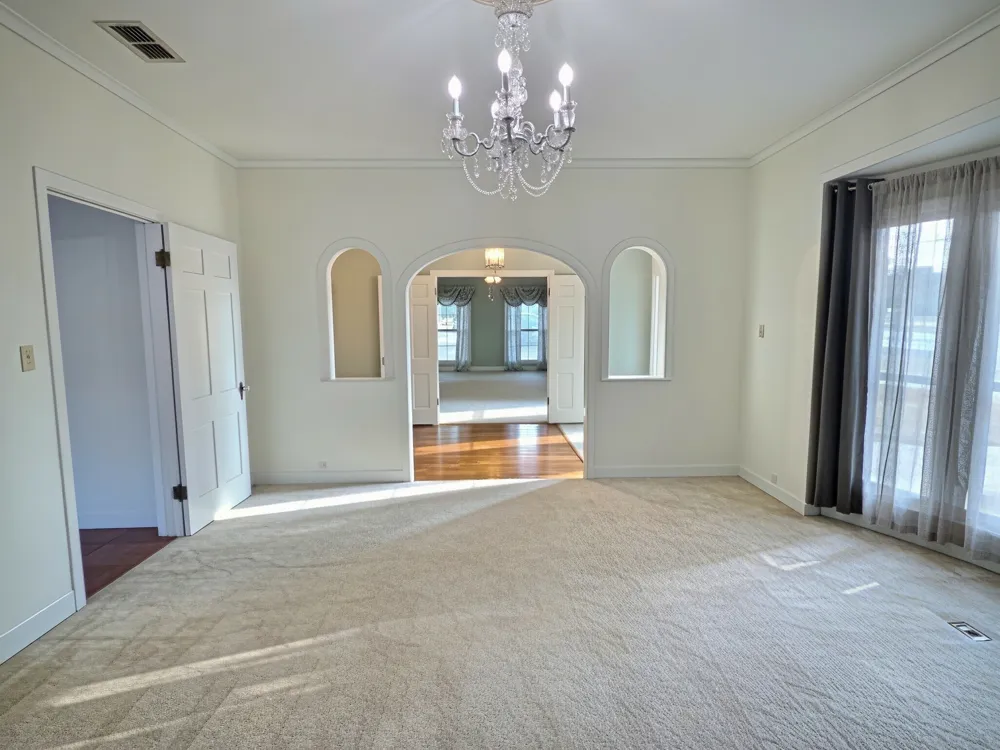941 S Texas Street De Leon, TX 76444