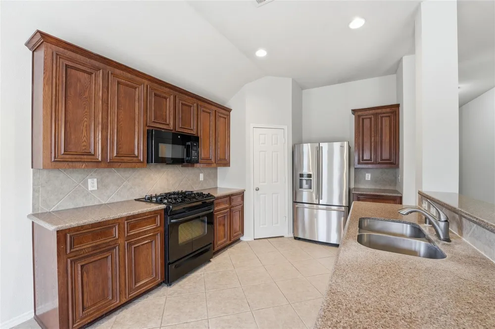 1502 Lauren Creek Lane Spring, TX 77386