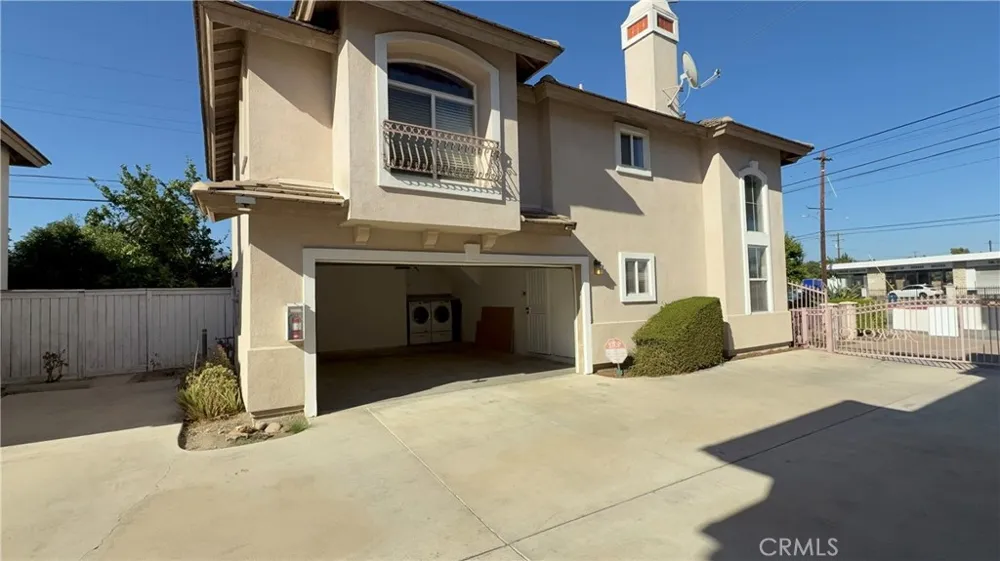 5143 Peck El Monte, CA 91732