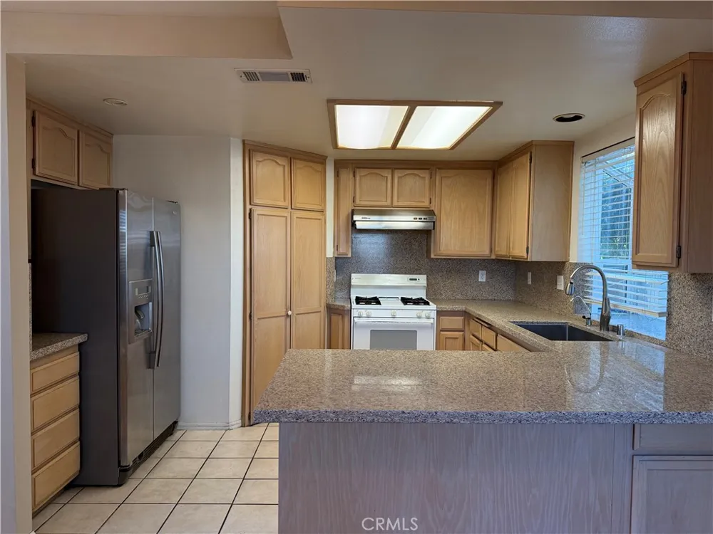 5143 Peck El Monte, CA 91732
