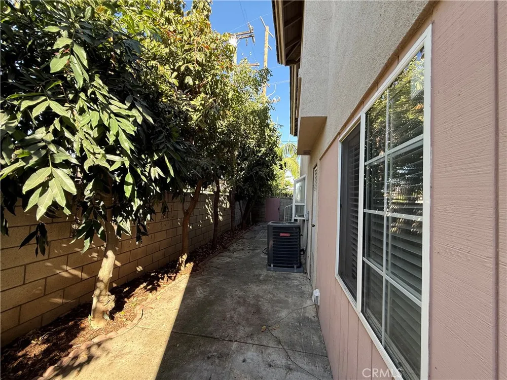 5143 Peck El Monte, CA 91732