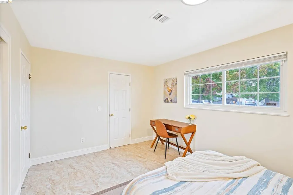 53 Marshall Way Vallejo, CA 94589