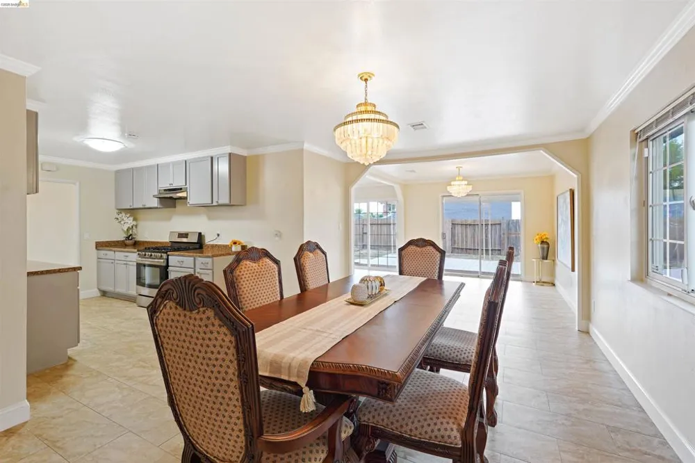 53 Marshall Way Vallejo, CA 94589
