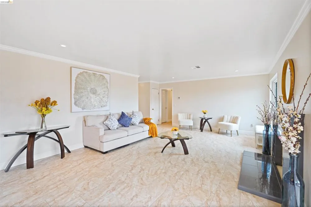 53 Marshall Way Vallejo, CA 94589