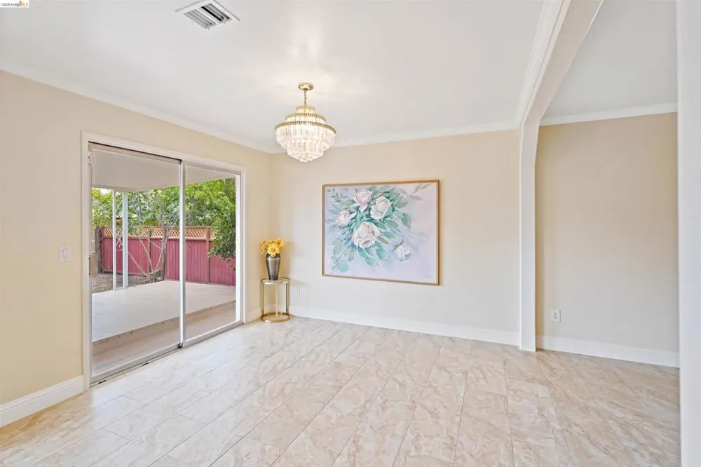 53 Marshall Way Vallejo, CA 94589