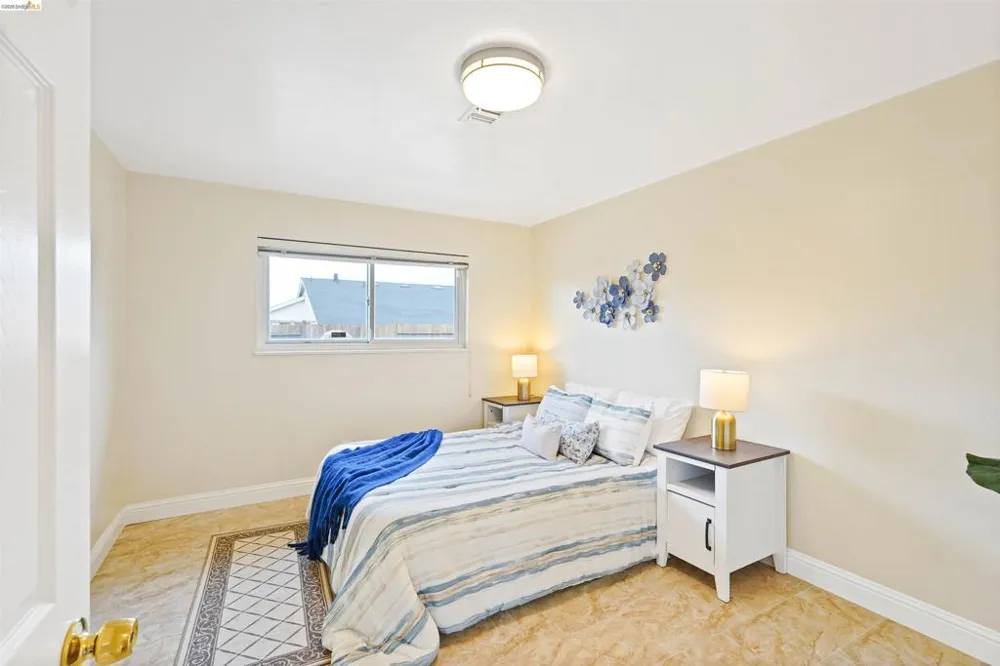 53 Marshall Way Vallejo, CA 94589