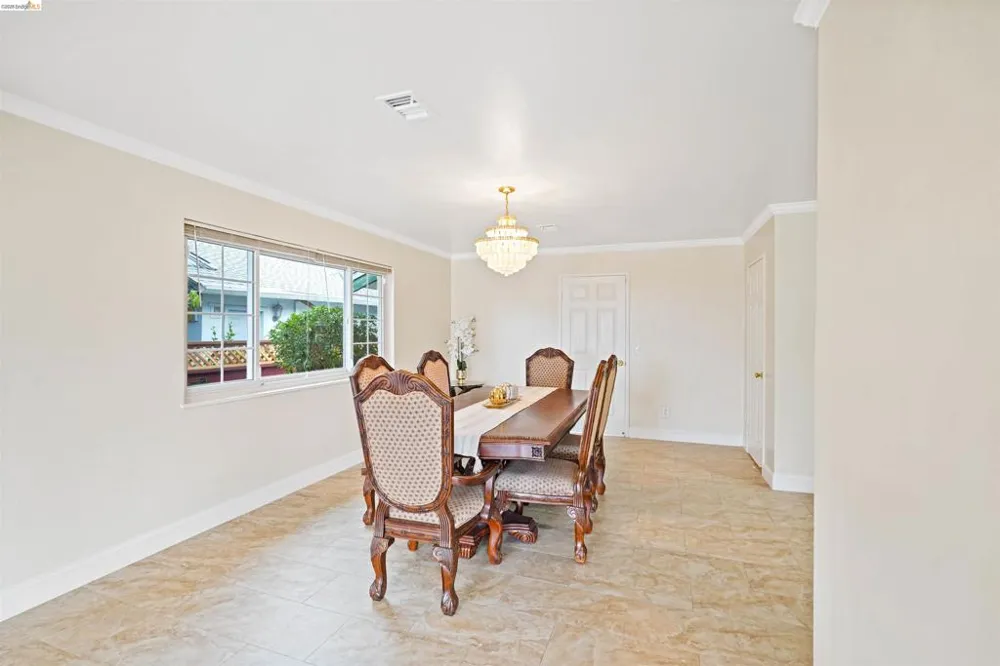53 Marshall Way Vallejo, CA 94589
