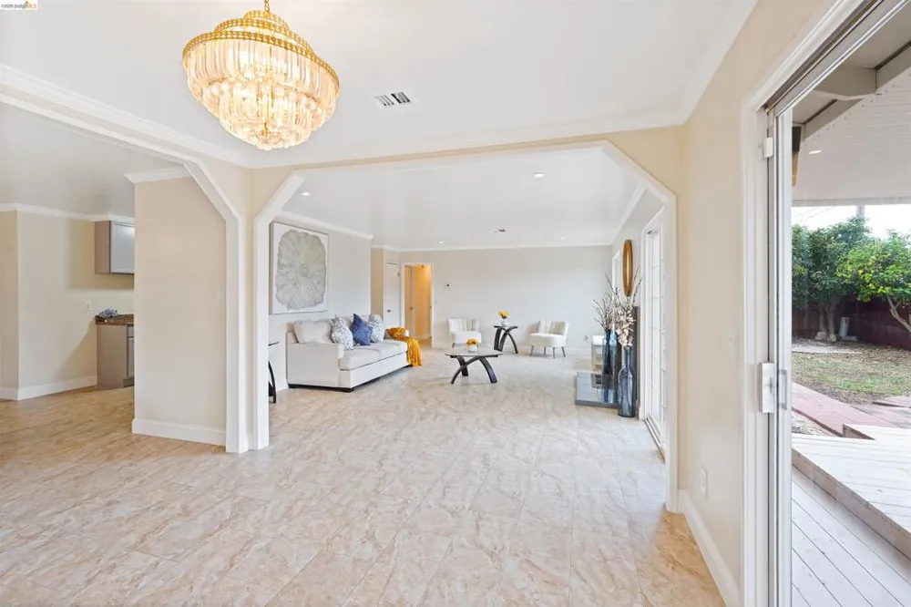 53 Marshall Way Vallejo, CA 94589