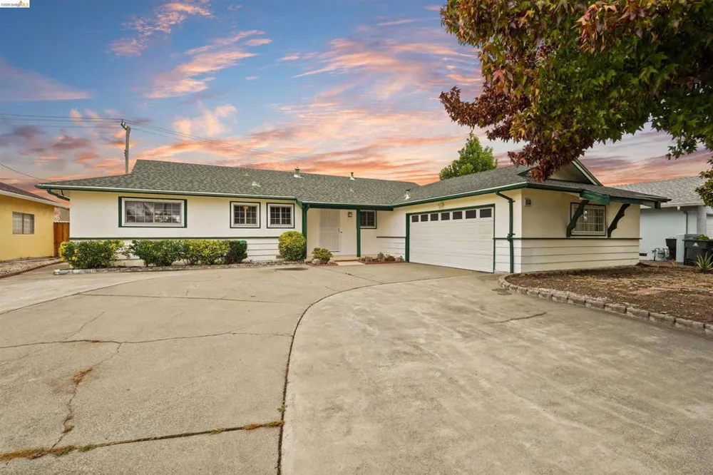 53 Marshall Way Vallejo, CA 94589