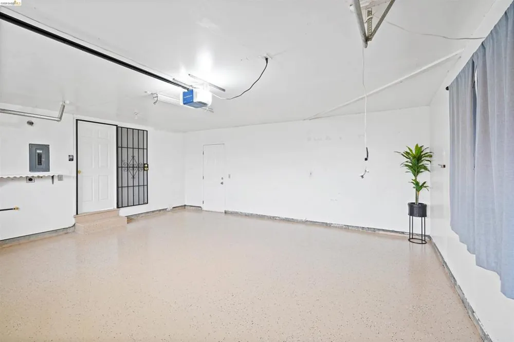 53 Marshall Way Vallejo, CA 94589