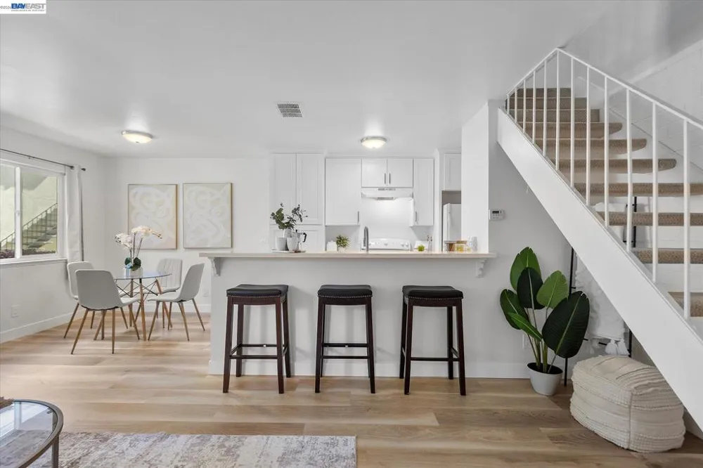 2174 Decoto Rd #2 Union City, CA 94587